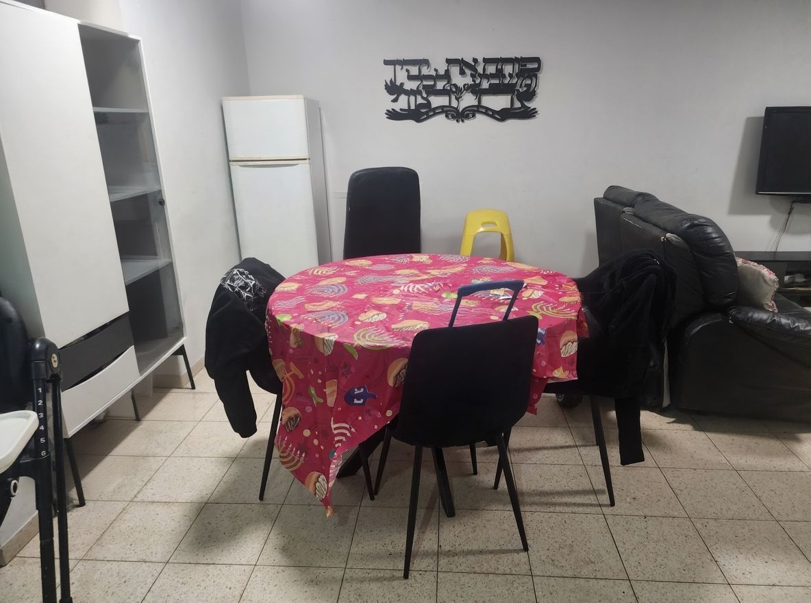 2 חלק מחלל מרכזי